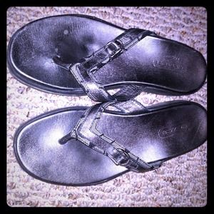 SOLD‼️Coach metallic signature sandal