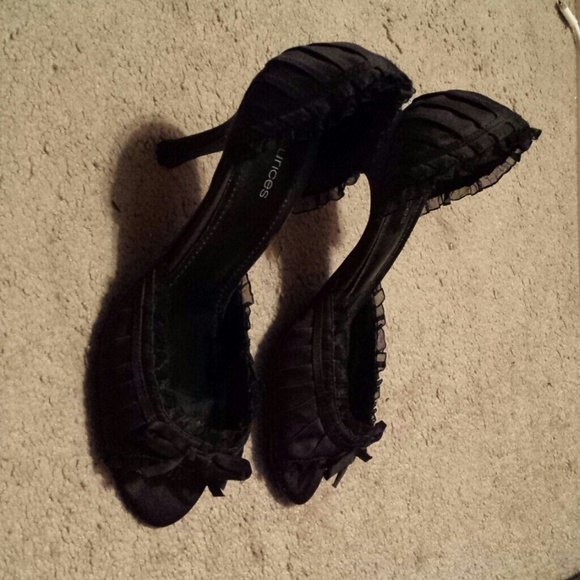 Black peep toe heels - Picture 3 of 3