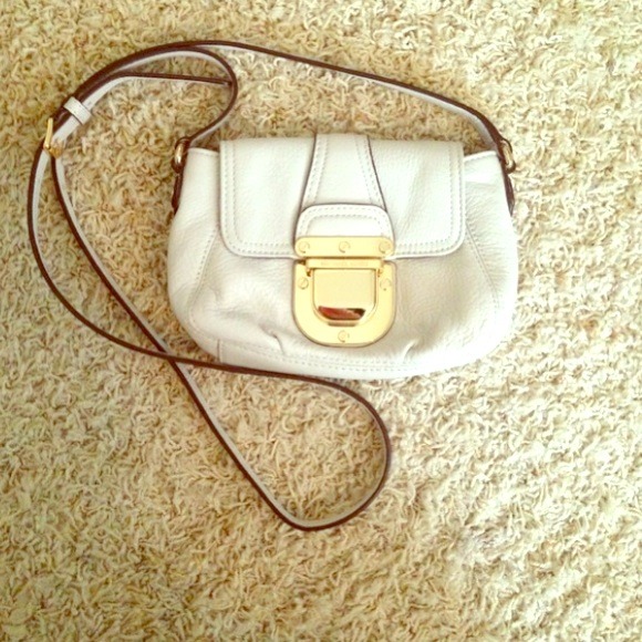 Authentic very lightly used MK crossbody!