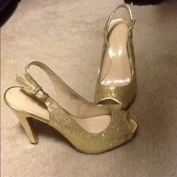 Gold glitter Nine West heels