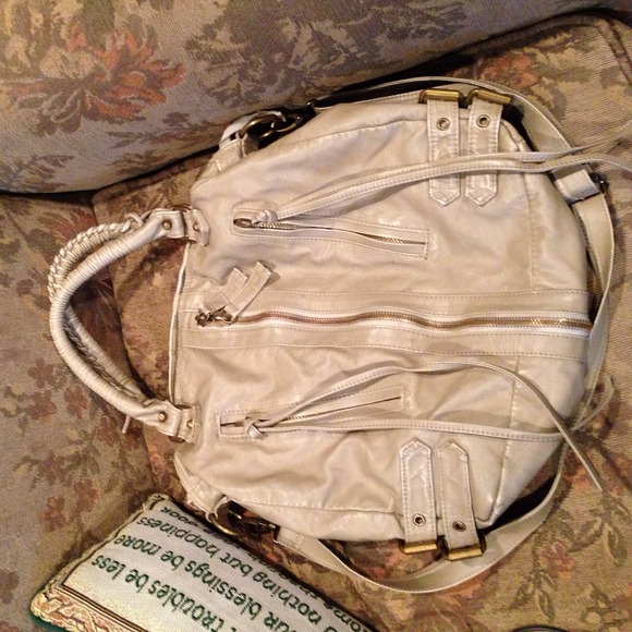 Large Deena and Ozzy tan bag