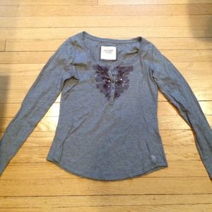 Abercrombie & Fitch long sleeve gray half button