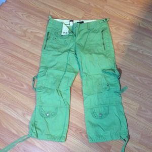 +The Limited+ Green Cargo Capris