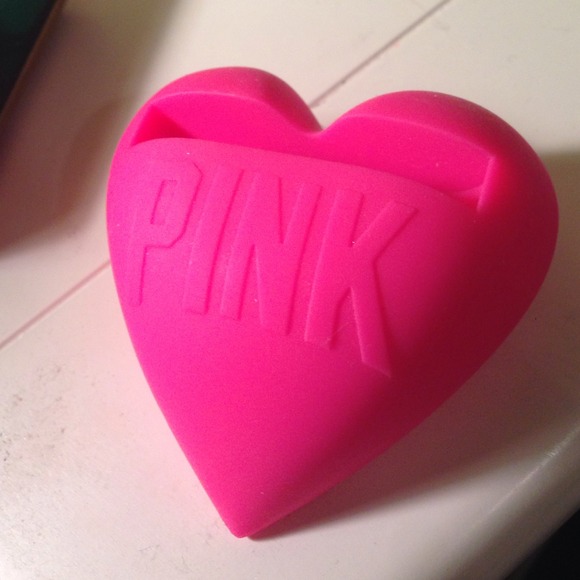 Victoria's Secret PINK iPhone 4/4s speaker