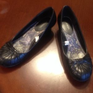 Black Xhilration Wedges