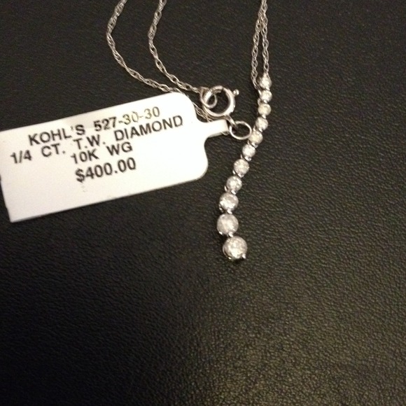 Necklace - Picture 2 of 4