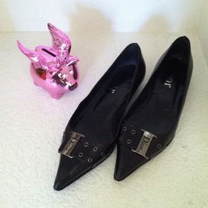 🔴🔴SOLD🔴🔴 $395 -Dior black leather flats - AUTH