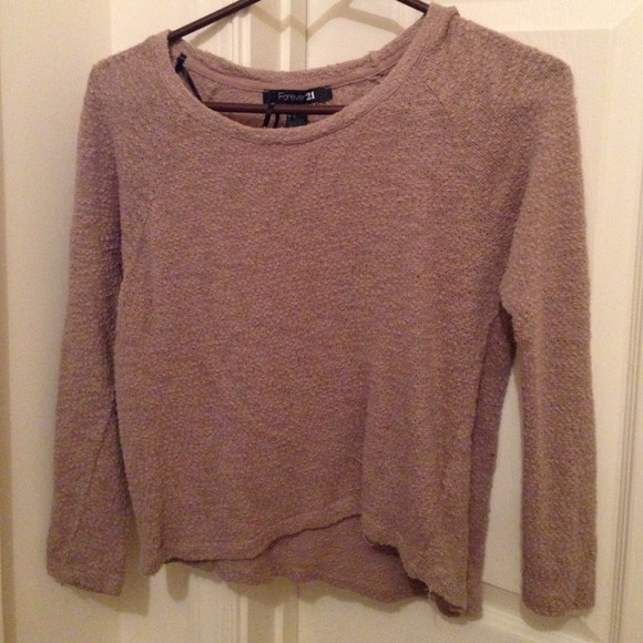 ❌Traded!❌Forever 21 hi-lo lightweight sweater