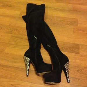 Size 8 black suede boots with silver studs on heel