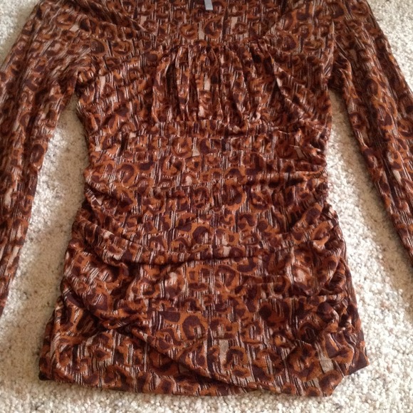 Nordstrom Empire Waist Gathered Top - Picture 4 of 4