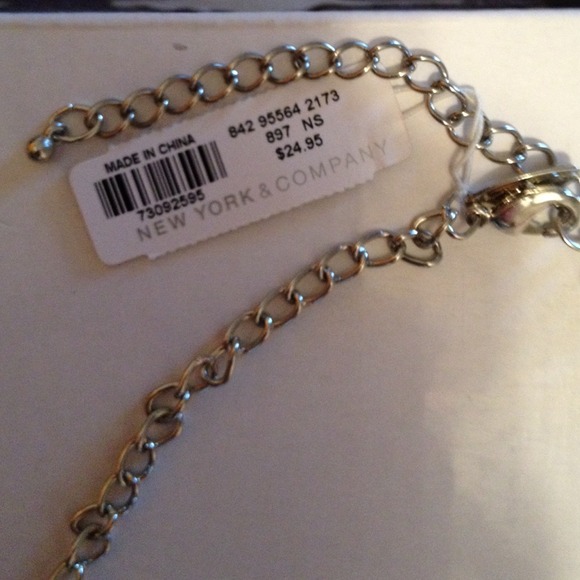 NWT pale pink silver necklace from NY & co. - Picture 3 of 4