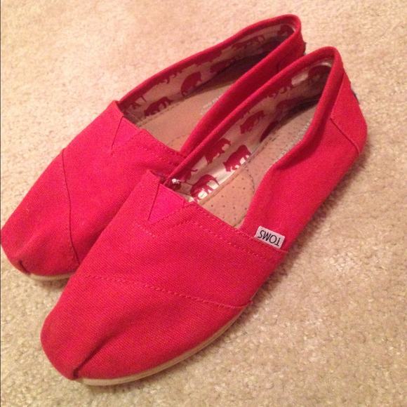 Red Toms