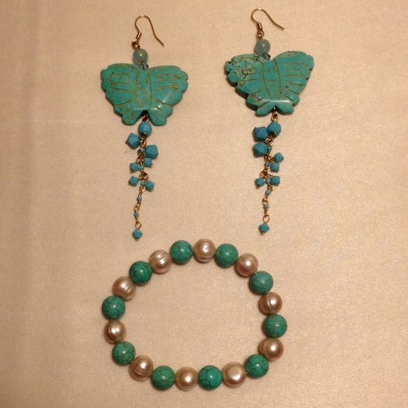 Earrings/bracelet