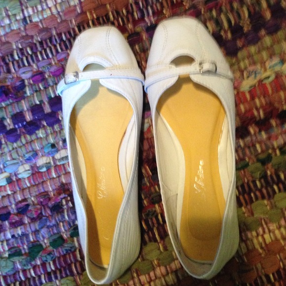 White flats
