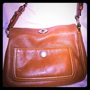 REDUCED!! 💝Coach Soft Pebble Brown Leather Purse