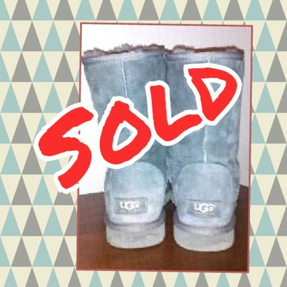 SOLD!!  Authentic Ugg classic short gray boots