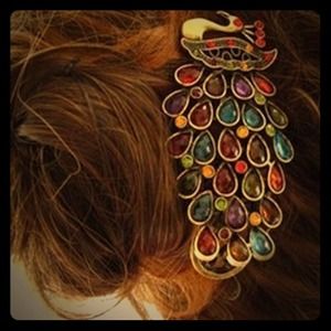 ONLY 2 LEFT!! Vintage Peacock Hair Clamp