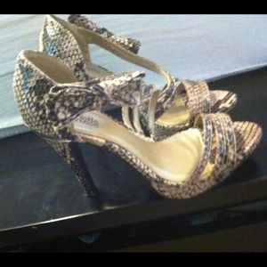 Snake pattern heels
