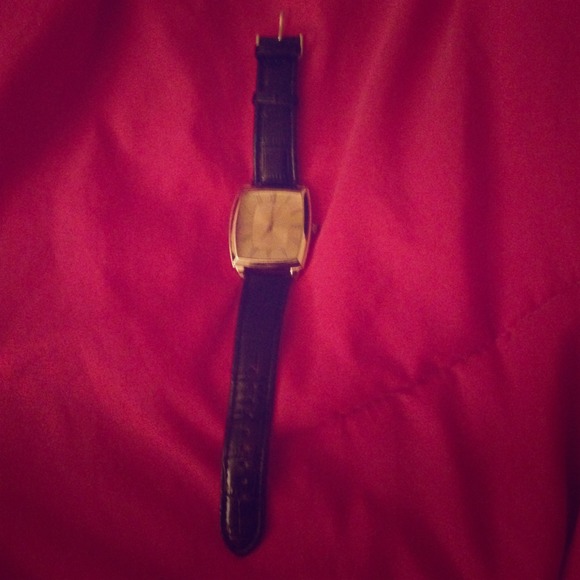 Men's watch.