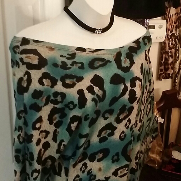 SOLD. Animal Print Asymmetrical - Picture 2 of 4