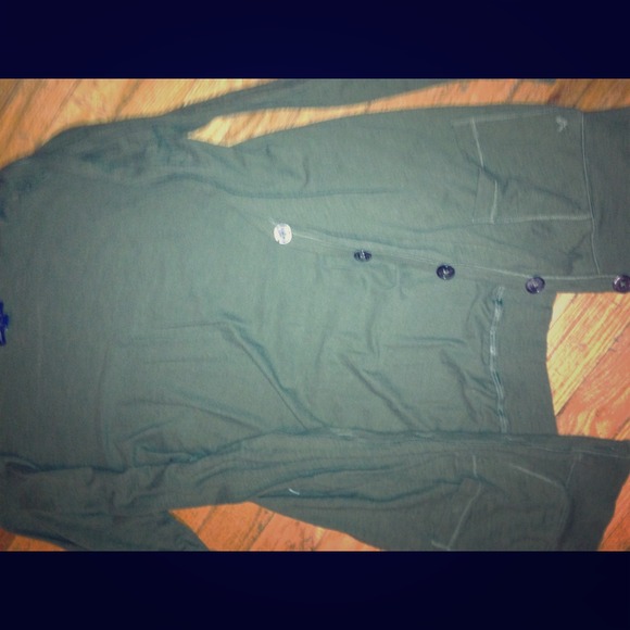 Olive green cardigan💚