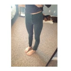 Max Studio stretch jeans