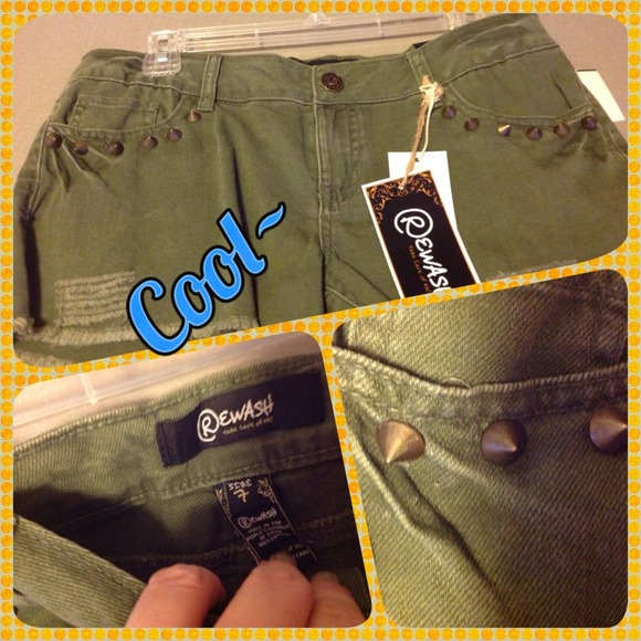 BUNDLED.    JUNIORS DENIM DARK CAMO GREEN SHORTS - Picture 1 of 1