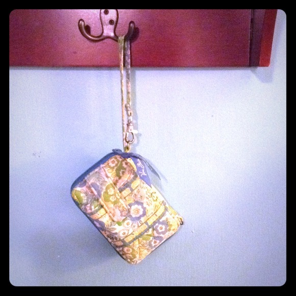 Vera Bradley all in one wristlet