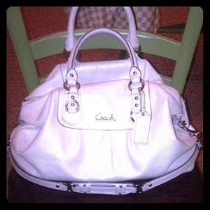 SOLD‼️Coach Ashley satchel. Large pearl handbag