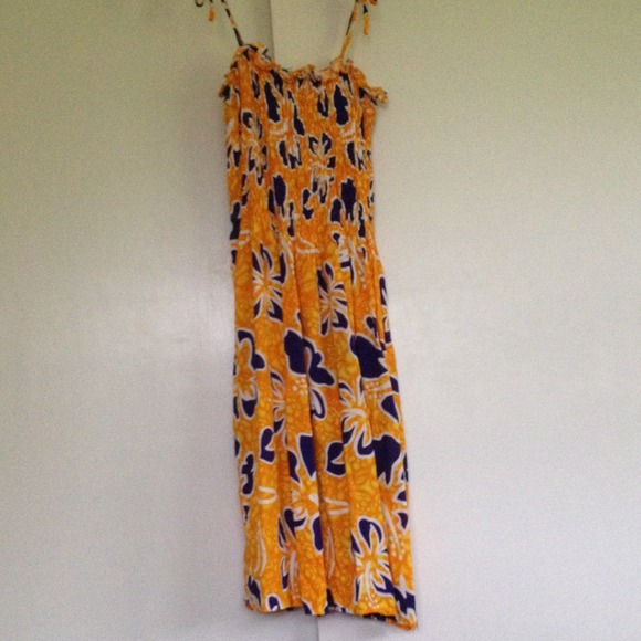 Hawaiian Style Dress