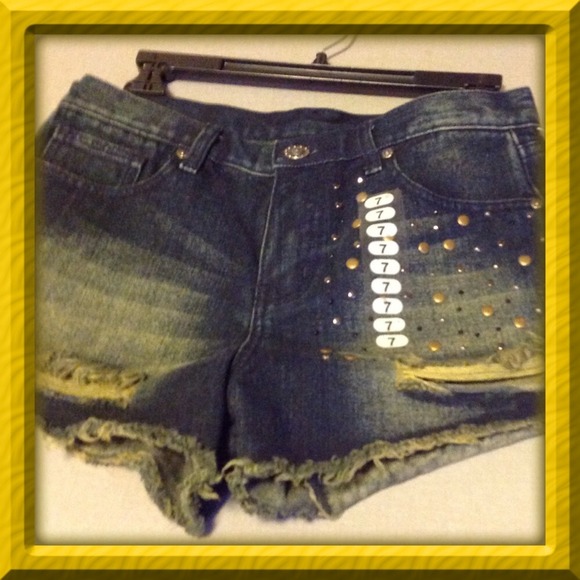 Juniors jean shorts