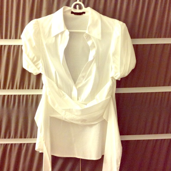 BCBG MaxAzria White blouse