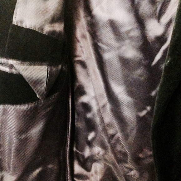 Black valvet blazer - Picture 3 of 3