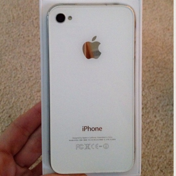 SOLD ❌ White iPhone 4  AT&T 8g EXCELLENT Condition - Picture 2 of 4