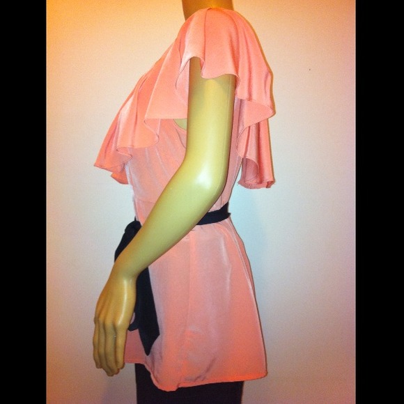 H & M Coral Top - Picture 2 of 4