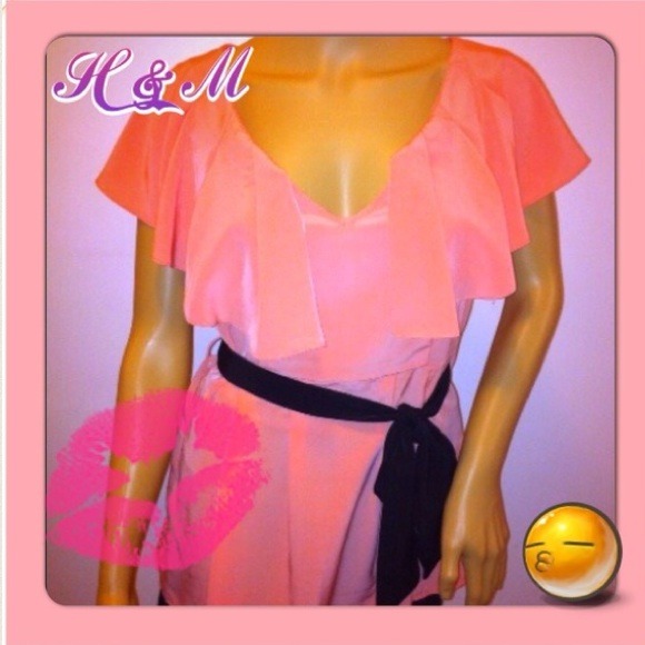 H & M Coral Top - Picture 4 of 4