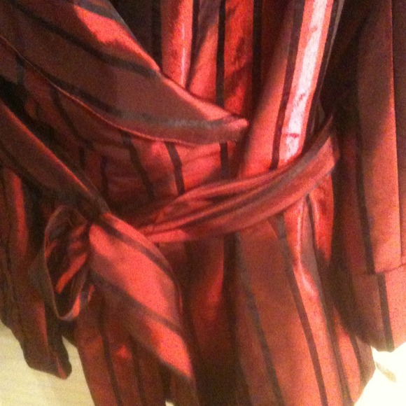 Red striped Alex Marie 24W belted top nwt - Picture 2 of 4