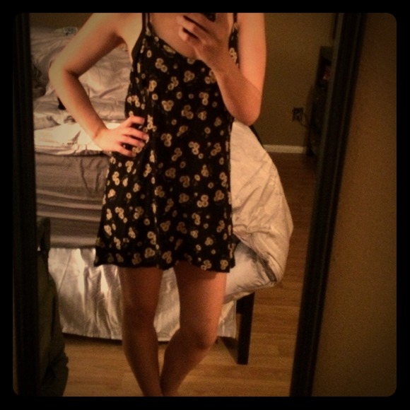 SOLD! Sunflower print brandy melville Lynette dres