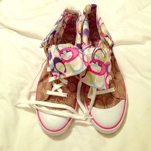 ✨🌟SOLD 🌟✨Brand new WOT coach high top sneakers