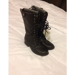 Black Zipper Combat Boots
