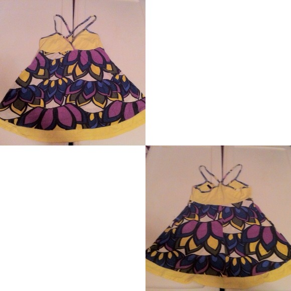 spaghetti strap top - Picture 1 of 1