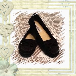 Minnetonka moccasins