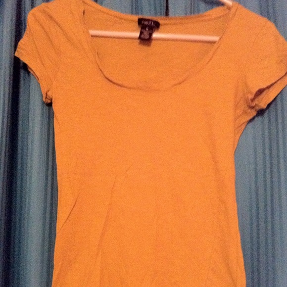 scoop neck tee - Picture 1 of 1