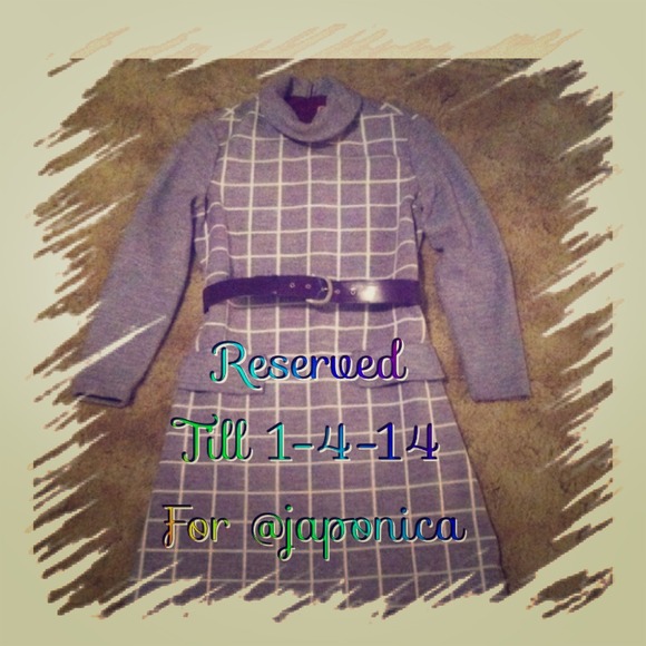 Dresses & Skirts - ⛔️Reserved⛔️ Vintage Purple plaid long  dress.