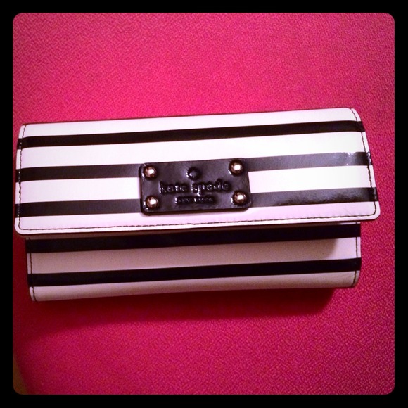 Kate Spade NWT wallet