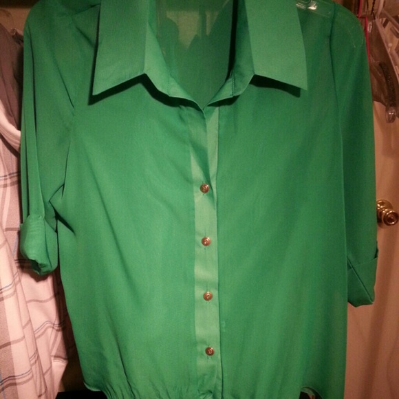 Sheer button up tops - Picture 2 of 3