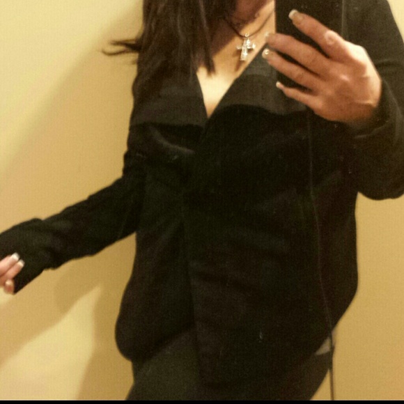 BCBG suede fierce looking jacket - Picture 4 of 4