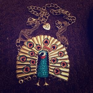 Betsey Johnson peacock necklace