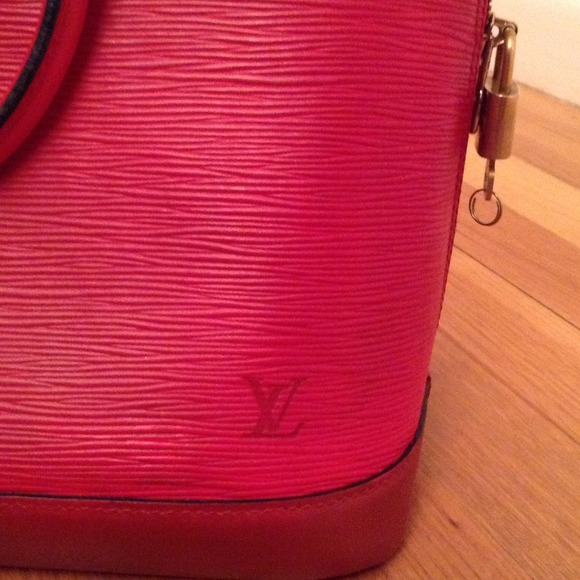 Louis Vuitton Red Epi leather Alma PM - Picture 3 of 4