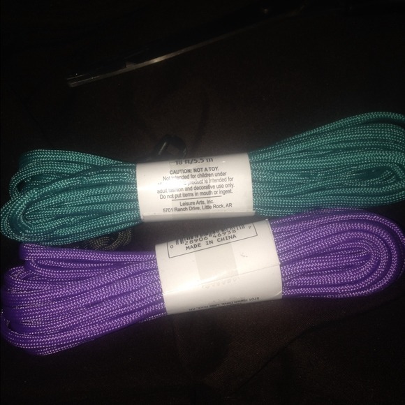 🌀Crafty!🌀 paracord bundle!